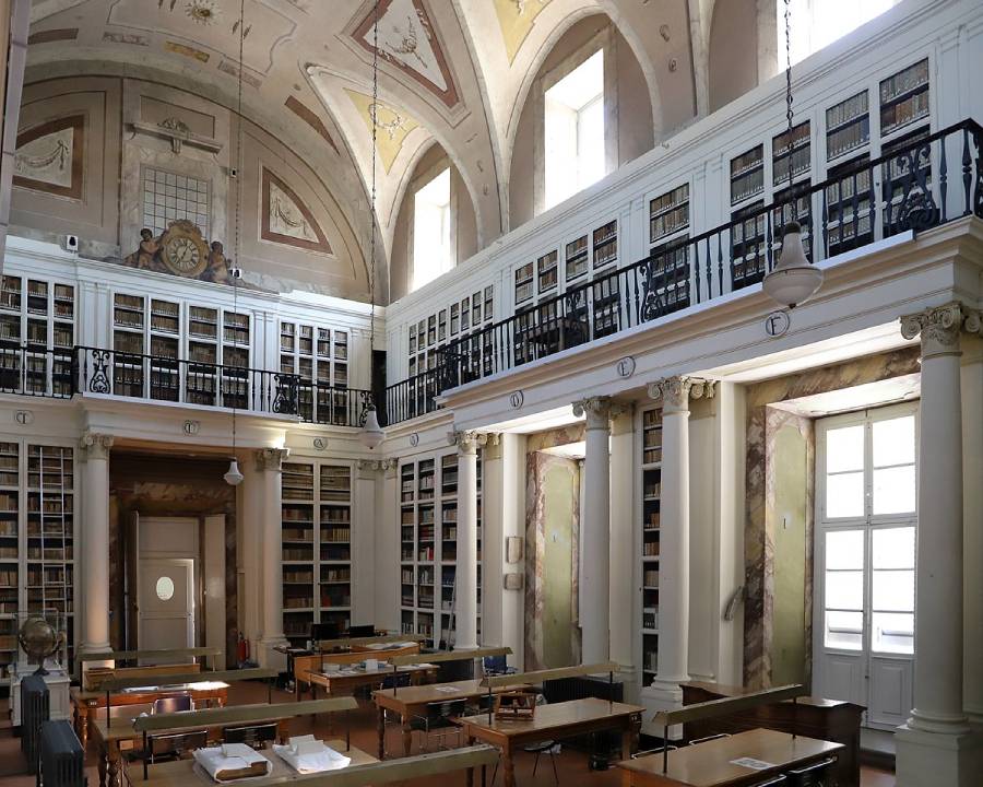 biblioteca convegno stelline