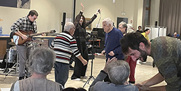 Arte, musica e bellezza come supporto alla cura nelle RSA