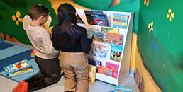 Libri per la biblioteca inclusiva: generoso dono di Usborne Italia
