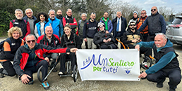 La Spezia, sentieri senza limiti: trekking per tutti con le joelette