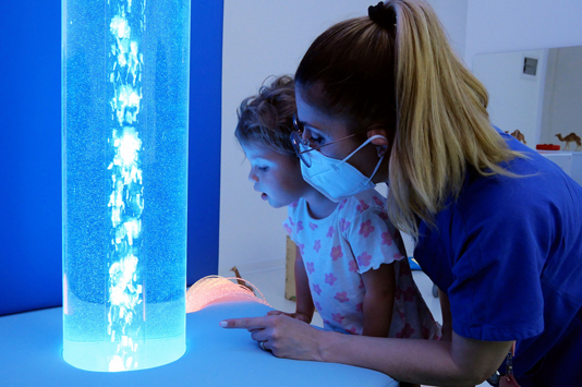 Una stanza multisensoriale per la riabilitazione dei bambini